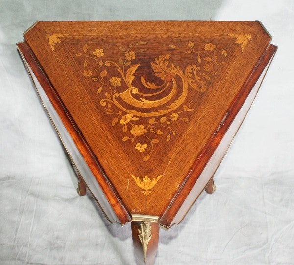 Louis XV Bronze-Mounted Marquetry Inlaid Handkerchief Table