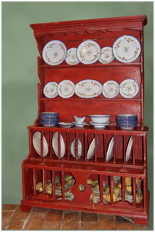 19TH CENTURY FRENCH CANADIAN RED PAINTED FREESTANDING CHICKEN COUP, CIRCA 1860-1890<br />
H 64