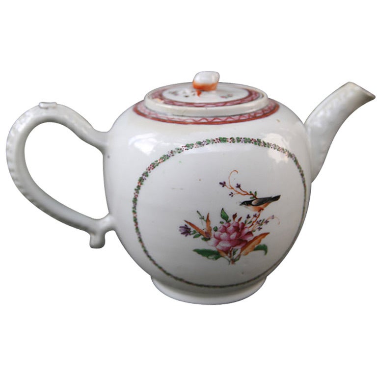 18th C. Chinese Export Tea Pot with Lid For Sale