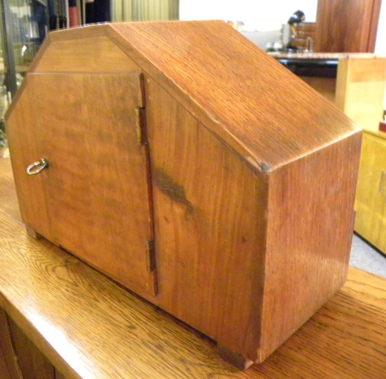 Striking Art Deco Mantle Clock with Mixed Wood and Brass Detail For Sale 1