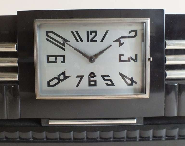 Stunning Modernist Art Deco Black Marble  French Clock by Marti 2
