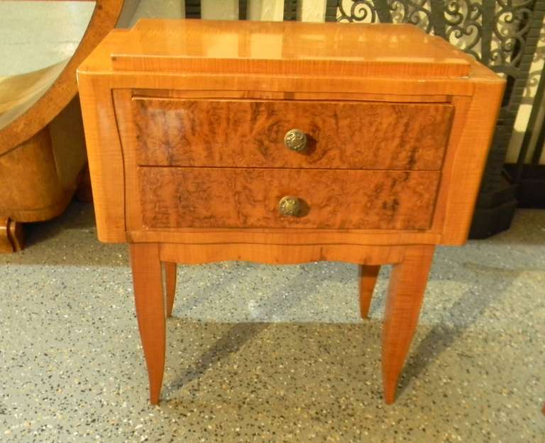 French Art Deco Satinwood Art Deco Night Stands End Tables Pair In Good Condition In Oakland, CA