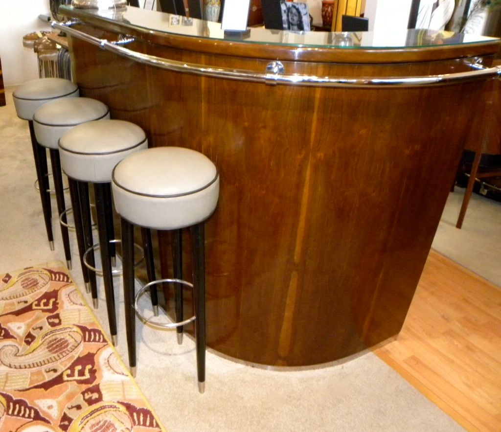 Part of the hunt is to always be looking for original art deco bar stools. I never give up on this (almost impossible to find good ones). . As you know we even produce our own stool, which you can check as item #1154 under seating.  Well I got luck