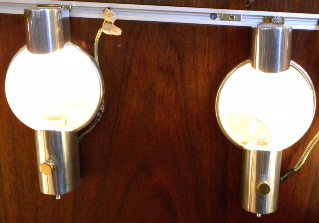 Pair of Art Deco Streamline Wall Sconces by Dreyfuss 20th Century Ltd. In Excellent Condition In Oakland, CA