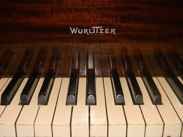 Art Deco, Streamline Design Wurlitzer Butterfly Baby Grand Piano 2