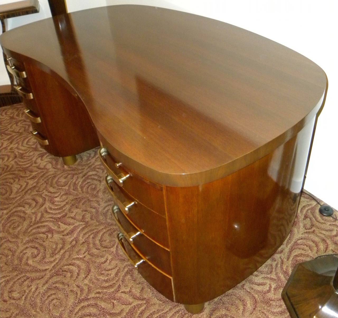 Art Deco Desk by Stow & Davis, Pedestal Base Professional In Excellent Condition In Oakland, CA