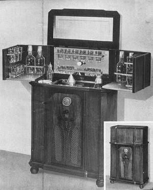 American Art Deco Radio/Bar • RadioBar at 1stDibs
