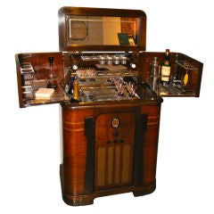 Vintage American Art Deco Radio/Bar • RadioBar