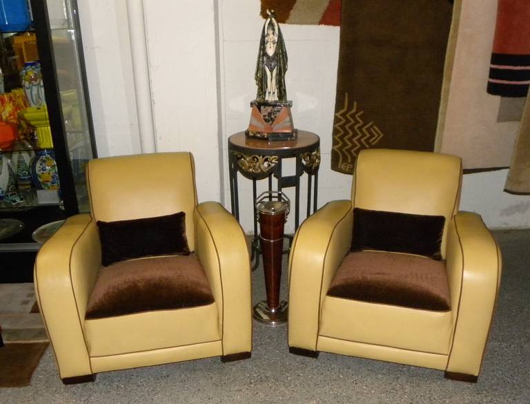 Mid-20th Century French Style Streamline Club Chairs Art Deco