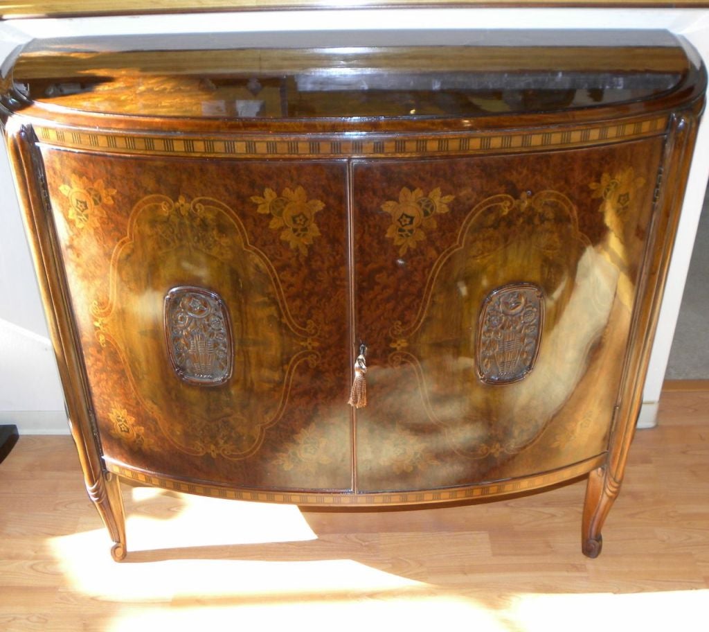 20th Century Early French Art Deco 1920s Exquisite Demilune Shaped Cabinet