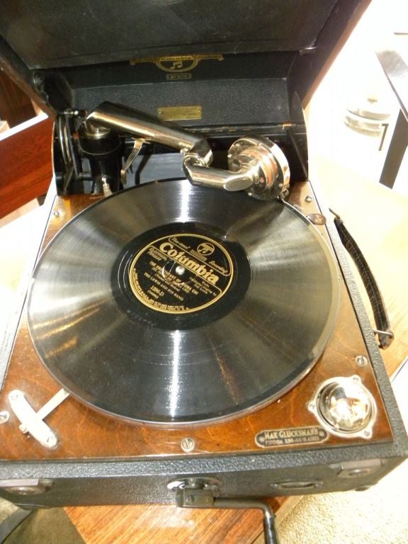 These are so much fun if you've never had or used one. This original record player was manufactured in England by the Columbia company circa 1930's and was exported to Argentina for the South American markets. This piece was sold at 