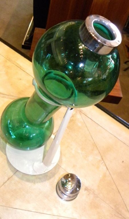 The Art Deco Glass Dumbbell cocktail shaker In Excellent Condition In Oakland, CA
