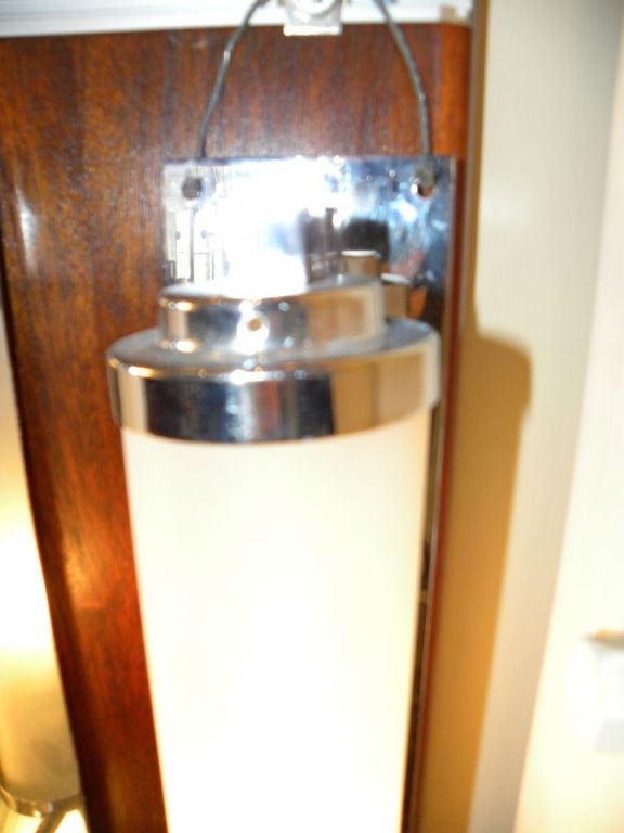 Waschtisch-Art Deco-Leuchten Streamline-Modern (Art déco) im Angebot
