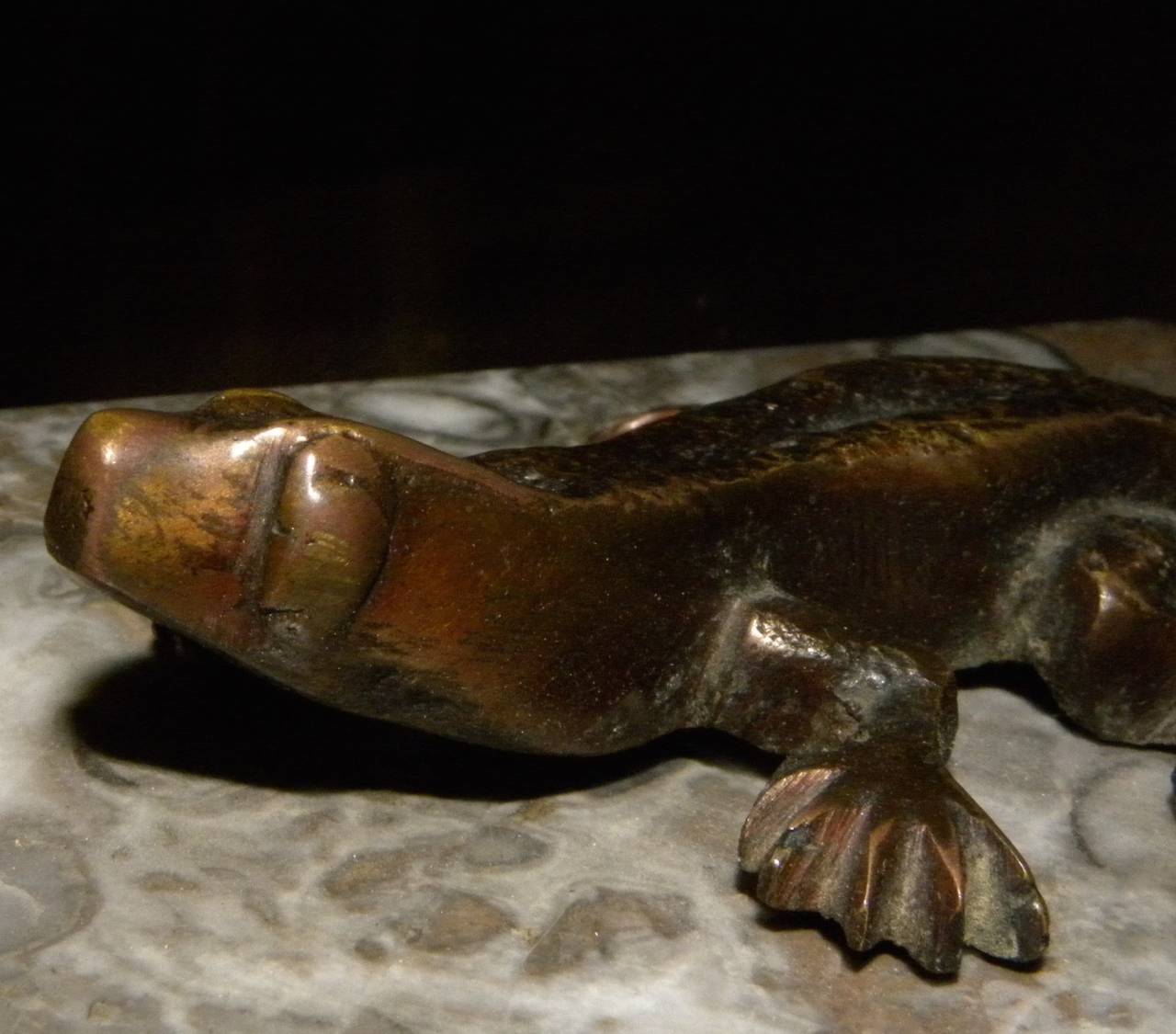 Bronze Art Deco Engel Fisch Statue mit Gecko 2