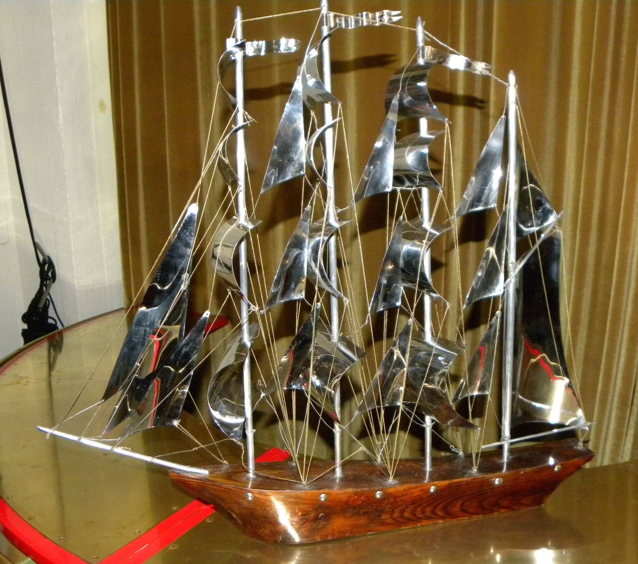 Grande goélette à voile en bois et métal Art Déco 2