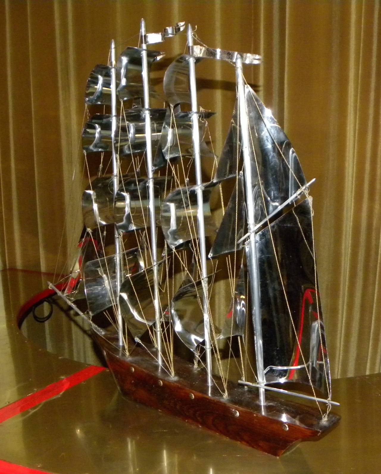 Français Grande goélette à voile en bois et métal Art Déco