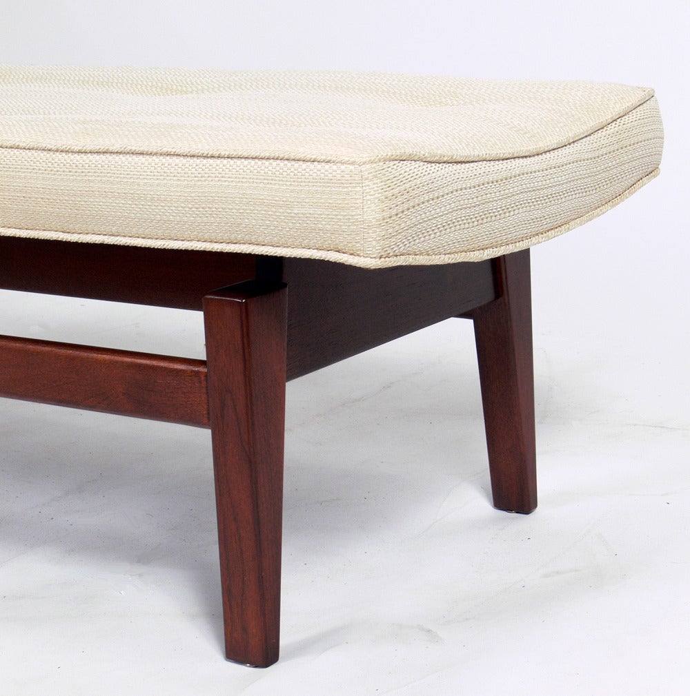 Modern Bench Designed by Jens Risom In Excellent Condition In Atlanta, GA