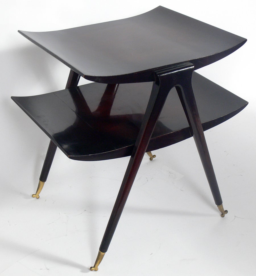 Italian Pair of Curvaceous End Tables in the manner of Gio Ponti