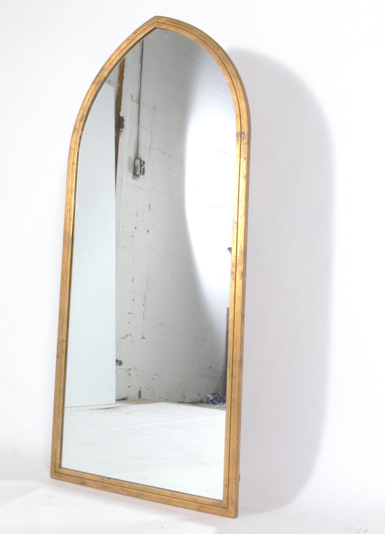 Arched Gilt Mirror In Good Condition In Atlanta, GA