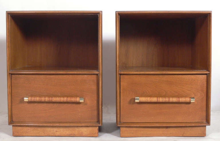 Pair of elegant nightstands or end tables, designed by T.H. Robsjohn Gibbings for Widdicomb, American, circa 1950's. They are currently being refinished, and can be completed in your choice of color. The price noted in this listing INCLUDES