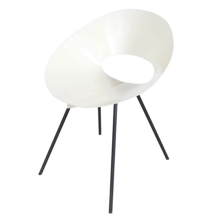 Sculptural Modernist Chair designed by Donald Knorr