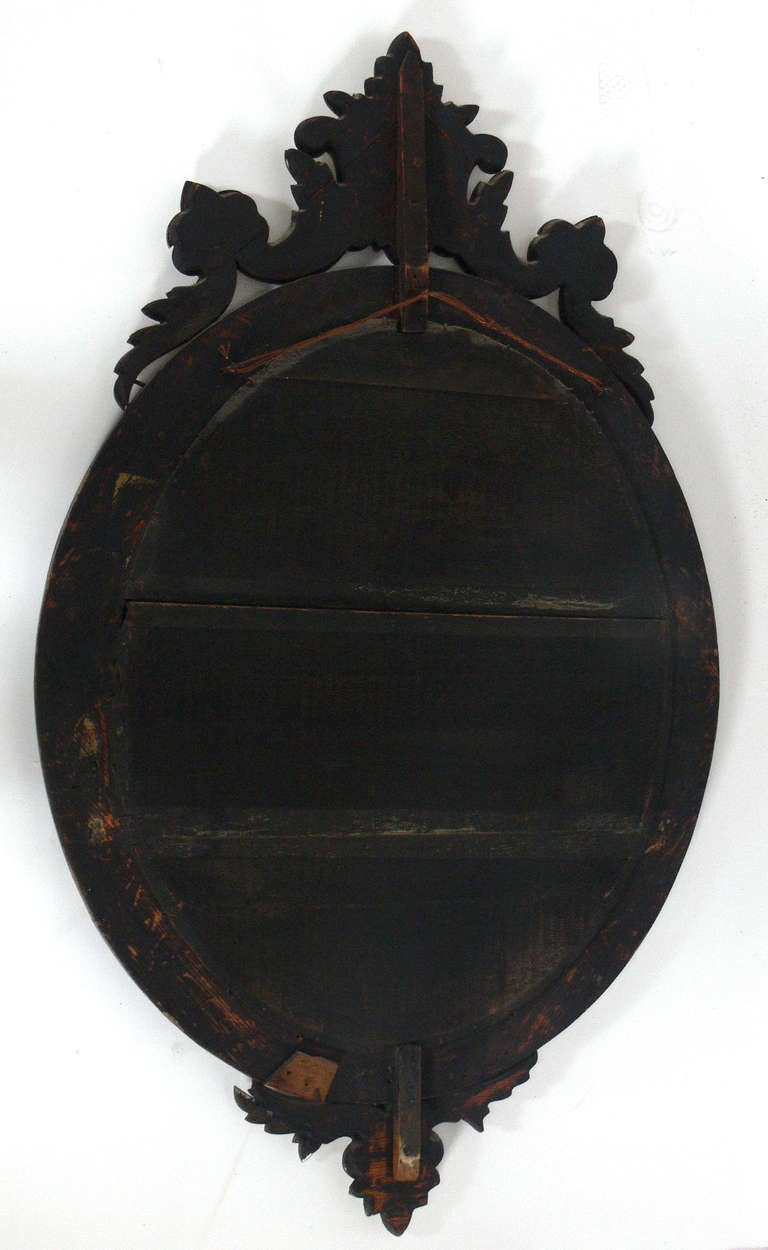 Italian Elegant 19th Century Oval Venetian Mirror