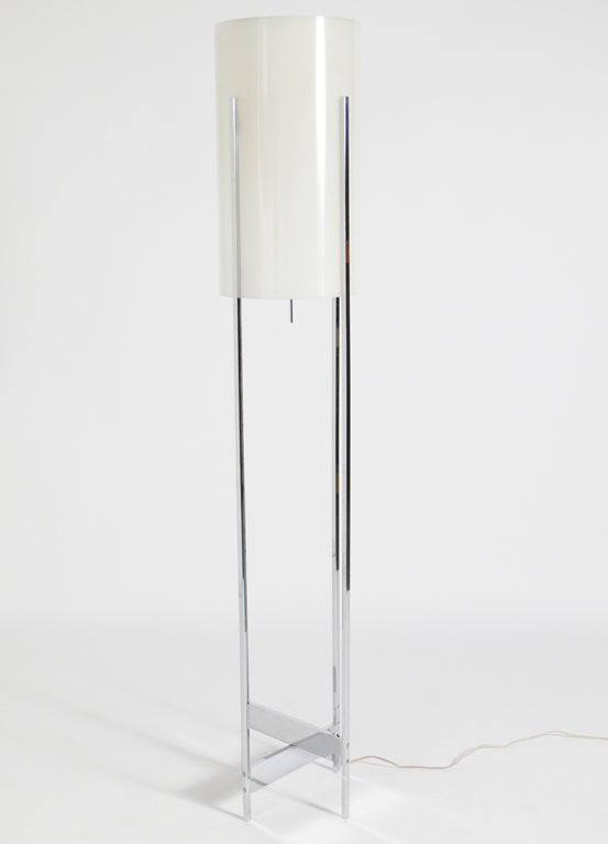 Mid-20th Century Clean Lined Chrome Floor Lamp by Paul Mayen for Habitat