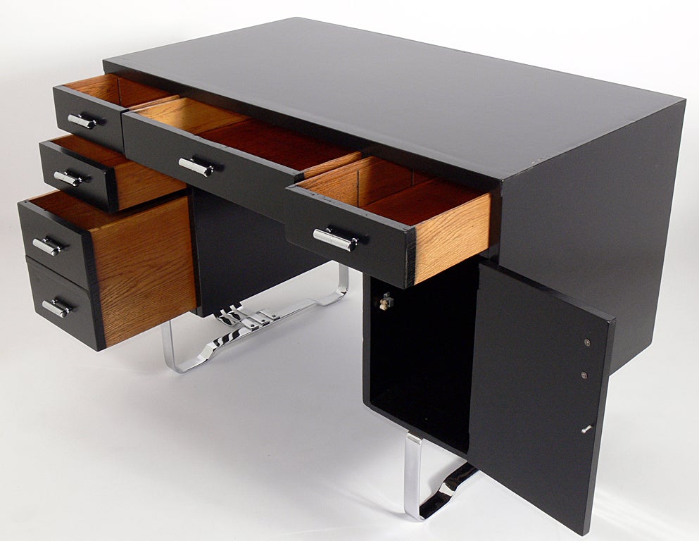 Art Deco Desk by Wolfgang Hoffmann for Howell In Good Condition In Atlanta, GA