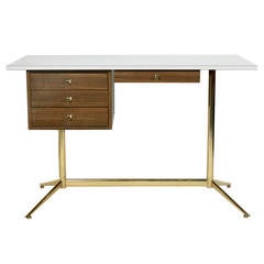 Modernist Desk in the manner of Paul McCobb 1