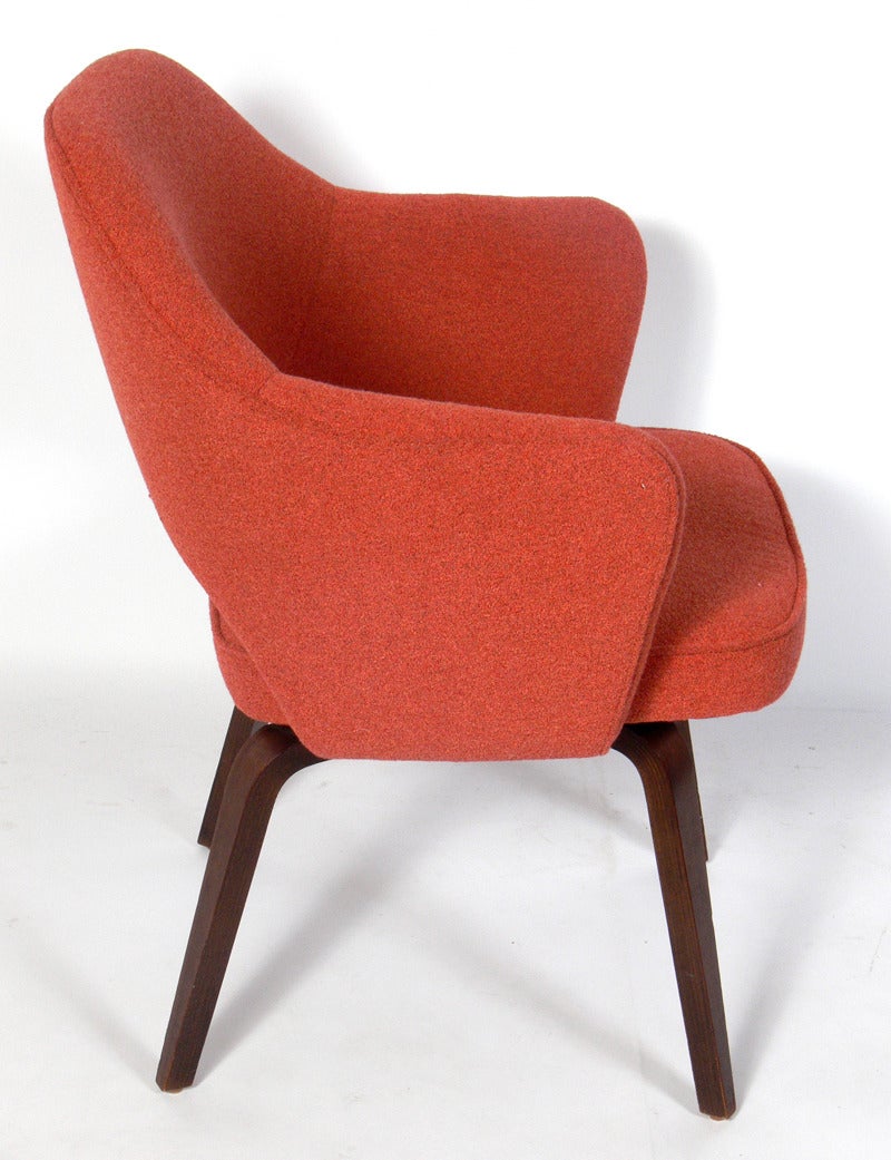 Mid-Century Modern Eero Saarinen Executive Lounge Chair