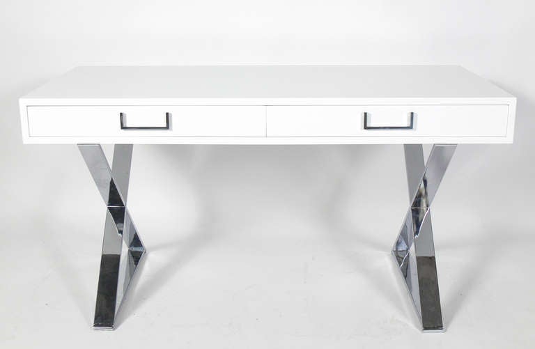 Sculptural "X" Base Desk by Milo Baughman at 1stdibs