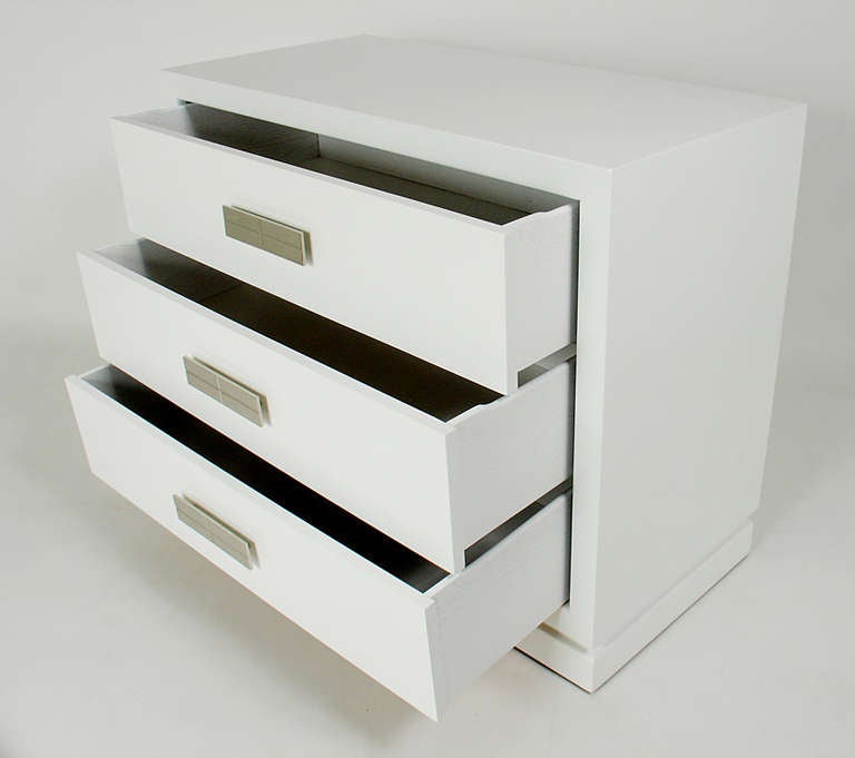 American Pair of 1940s Chests in White Lacquer with Nickel Hardware
