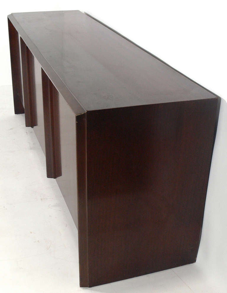 Clean Lined Modern Credenza by T.H. Robsjohn Gibbings In Excellent Condition In Atlanta, GA