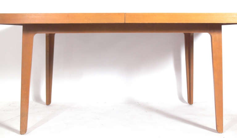 Mid-Century Modern Modern Dining Table designed by Edward Wormley for Drexel