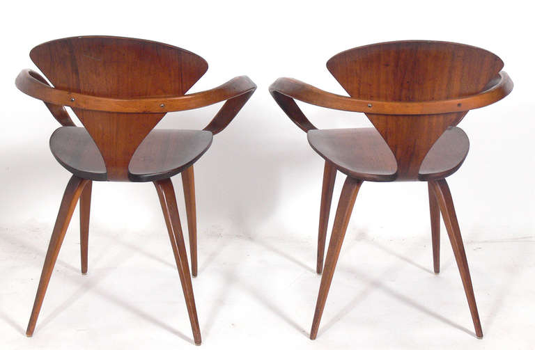 Mid-Century Modern Set of 12 Sculptural Dining Chairs Designed by Norman Cherner for Plycraft
