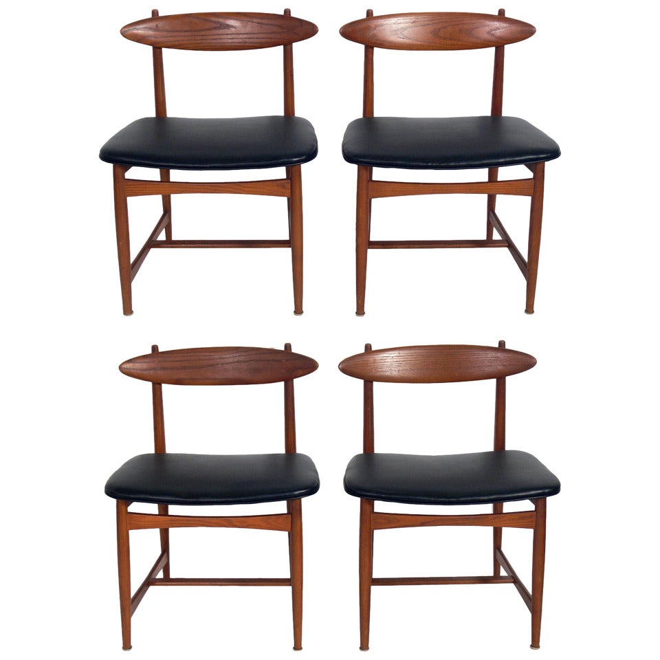Set of Four Danish Modern Dining Chairs in the manner of Hans Wegner