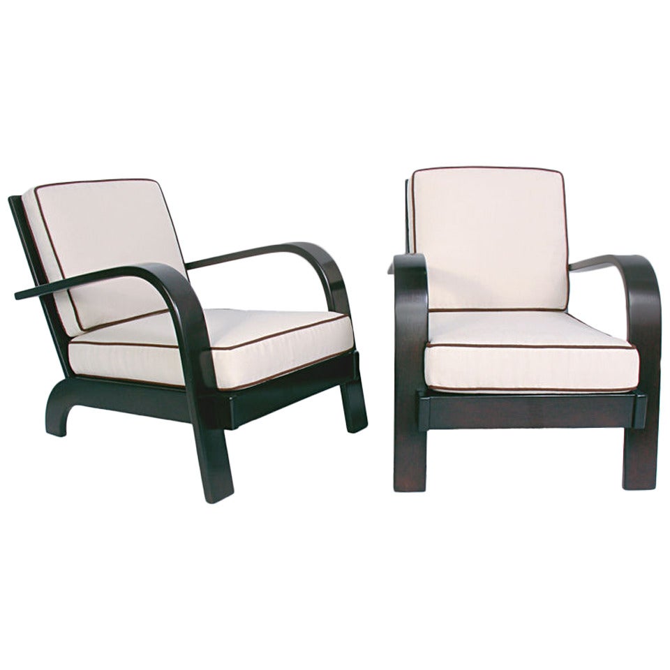 Pair of Streamlined Lounge Chairs by Russel Wright