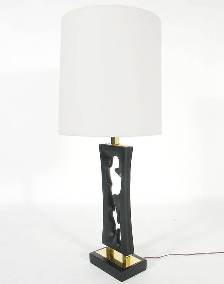 Mid-Century Modern Pair of Sculptural Modernist Lamps in Black Lacquer and Brass