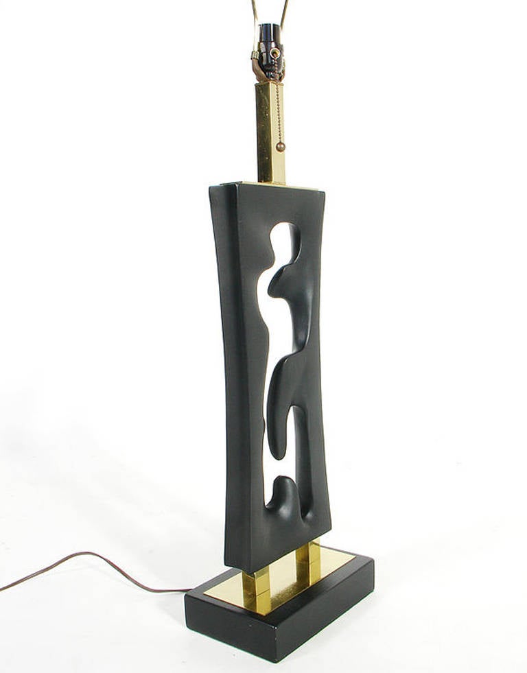 Pair of Sculptural Modernist Lamps in Black Lacquer and Brass In Excellent Condition In Atlanta, GA