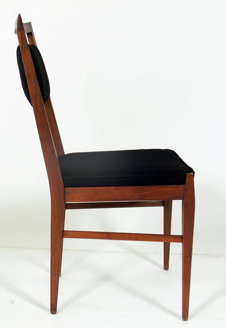 American Set of Six Walnut Modern Dining Chairs in the Manner of Paul McCobb