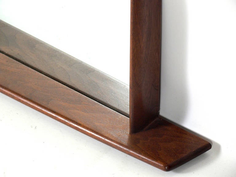 Walnut Mirror by George Nakashima for Widdicomb In Excellent Condition In Atlanta, GA