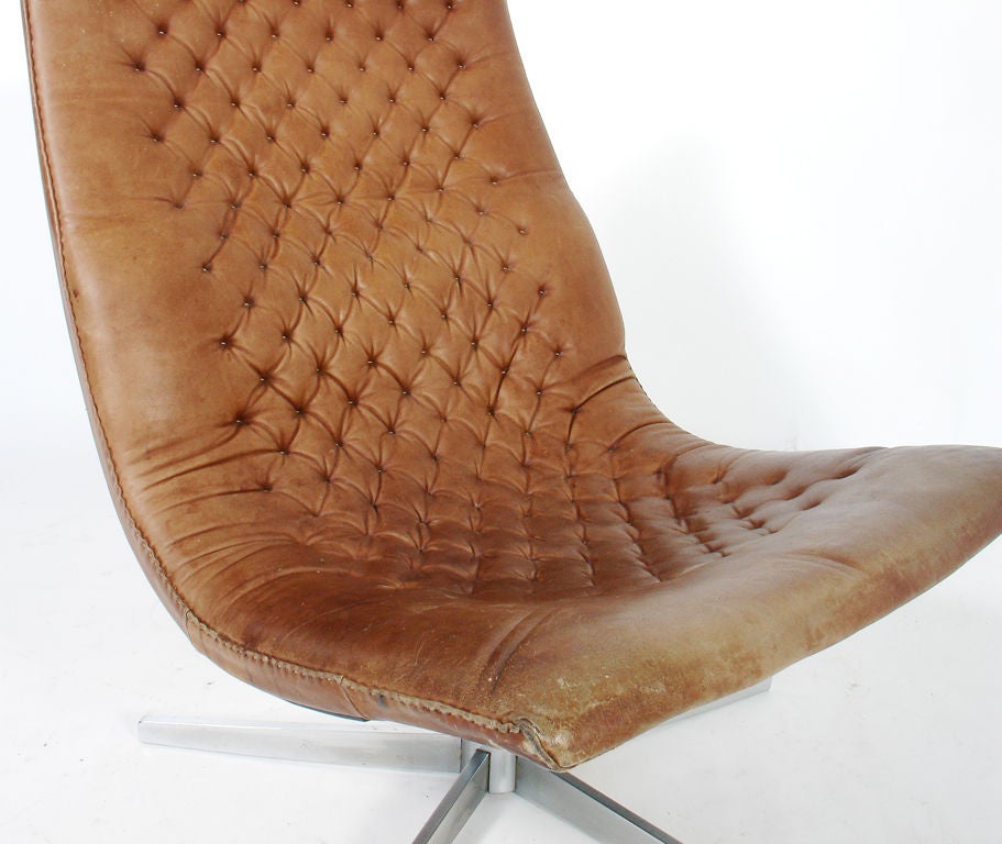 Pair of Danish Leather Lounge Chairs 3