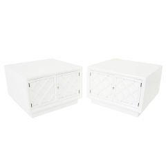 Pair of White Lacquered Lattice Front Night Stands or End Tables