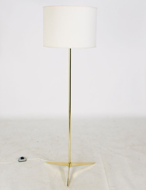 Sculptural Brass Floor Lamp, designed by Paul McCobb for the Excelsior Company, circa 1950's. Very clean lined modernist design. The lamp measures 47