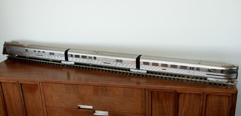 Burlington Zephyr Train Model 1