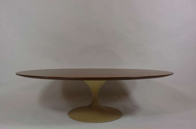 Vintage Eeron Saarinen for Knoll Oval Coffee Table