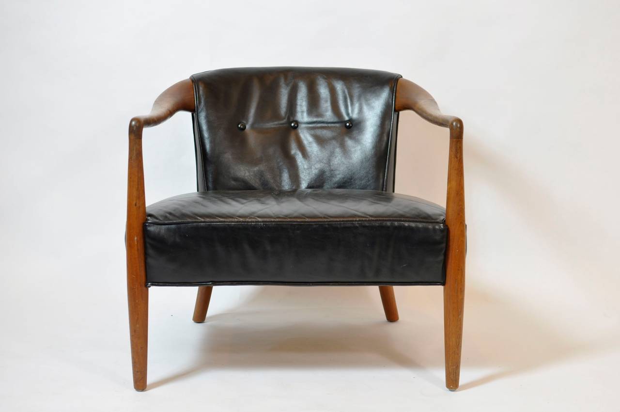 American Sculptural Leather Lounge Chairs For Sale