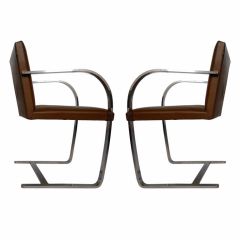 Set of 4 Mies Van Der Rohe Brno Knoll chairs