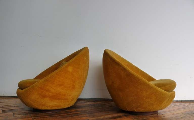 Pair of large scale Milo Baughman for Thayer Coggin swivel chairs.  