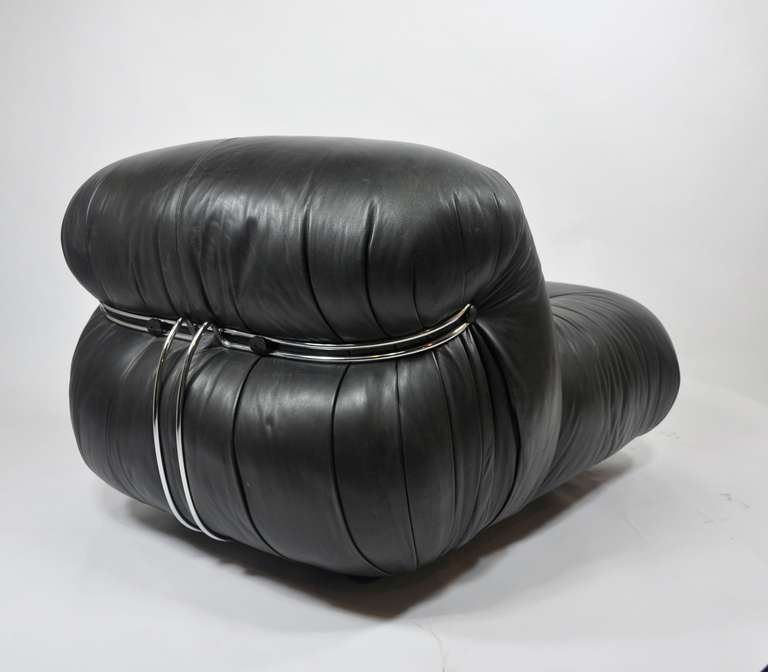 Italian Original Black Leather Soriana Chairs by Tobia Scarpa